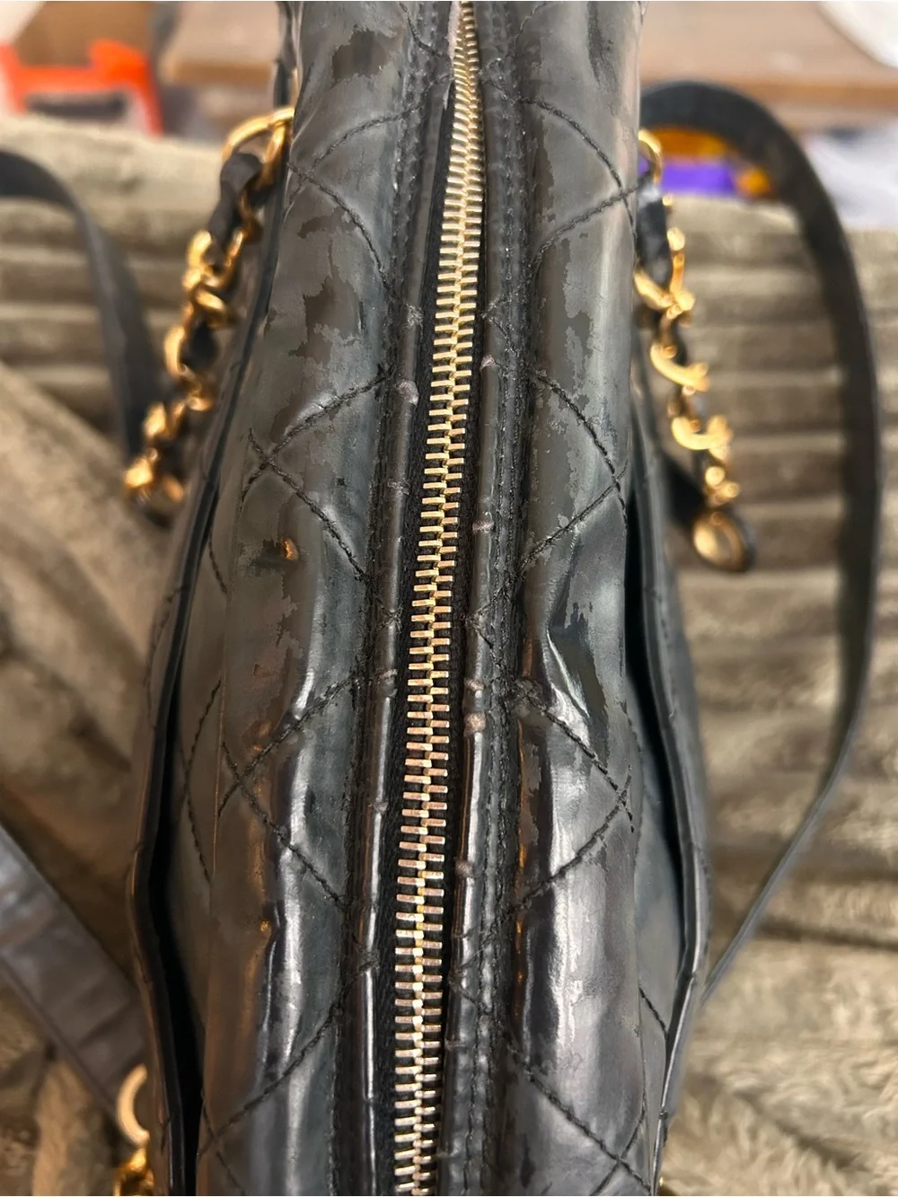 VINTAGE CHANEL Black Quilted Leather Shoulder Bag